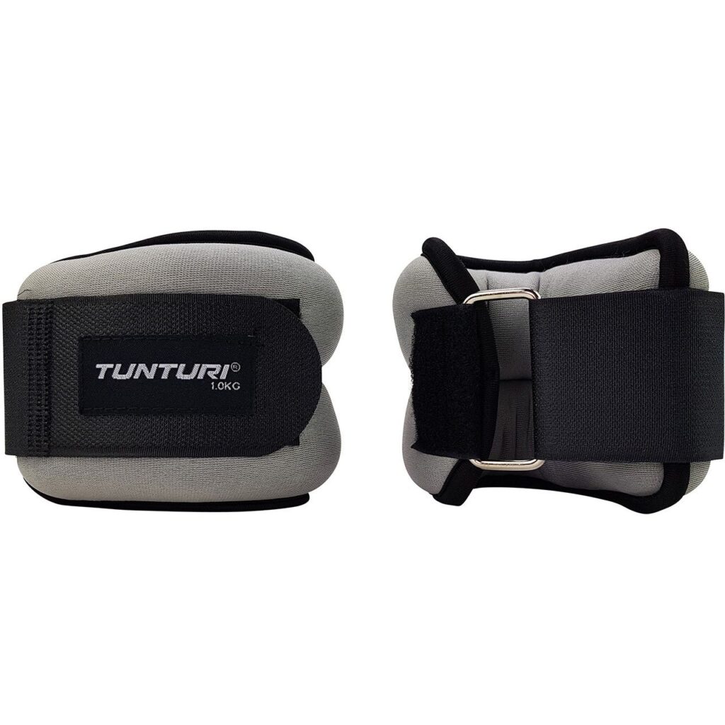 The 1 kg Tunturi additional weight can be worn on the wrist or ankle. Tunturi 1 kg additional weights