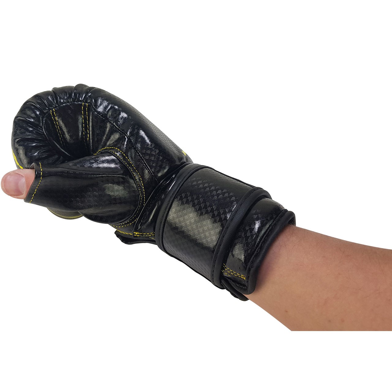 Bruce Lee Bag & Sparring Gloves